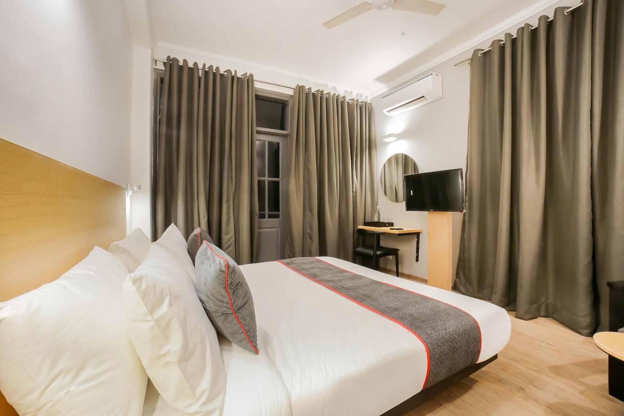 Townhouse 330 Dlf Phase-2 Near Leisure Valley Park Gurgaon Extérieur photo