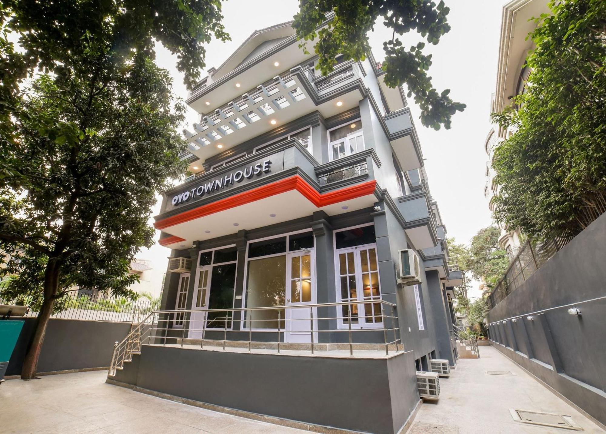 Townhouse 330 Dlf Phase-2 Near Leisure Valley Park Gurgaon Extérieur photo