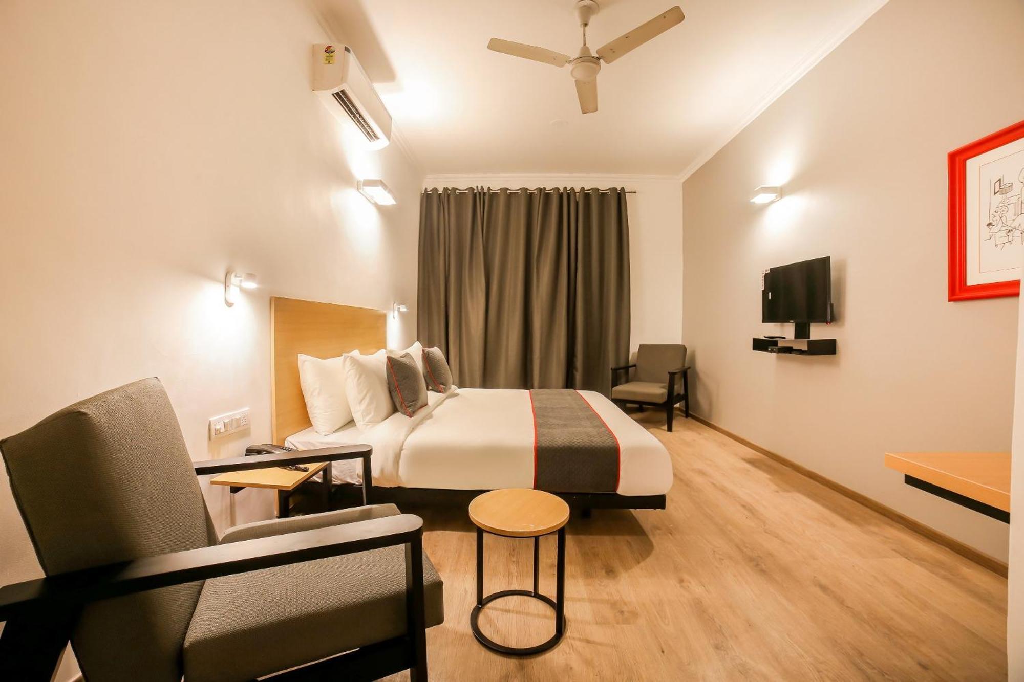 Townhouse 330 Dlf Phase-2 Near Leisure Valley Park Gurgaon Extérieur photo